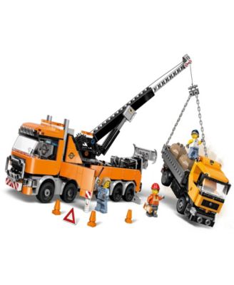 City Heavy-Duty Recovery Tow Truck with Crane 60467 Toy Building Set, 793 Pieces