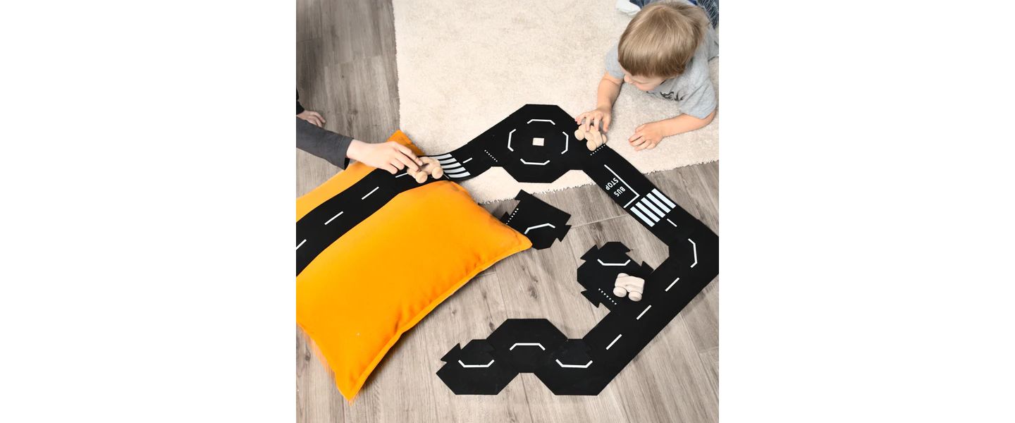 Детский конструктор ToddleRoad City 14-Piece Indoor-Outdoor Road Building Set, Ages 3+, цвет: Чёрный — фото 3
