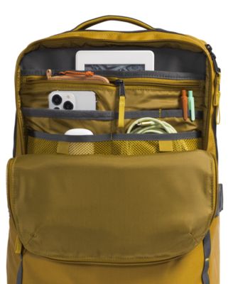 Men's Base Camp Voyager Daypack Bag