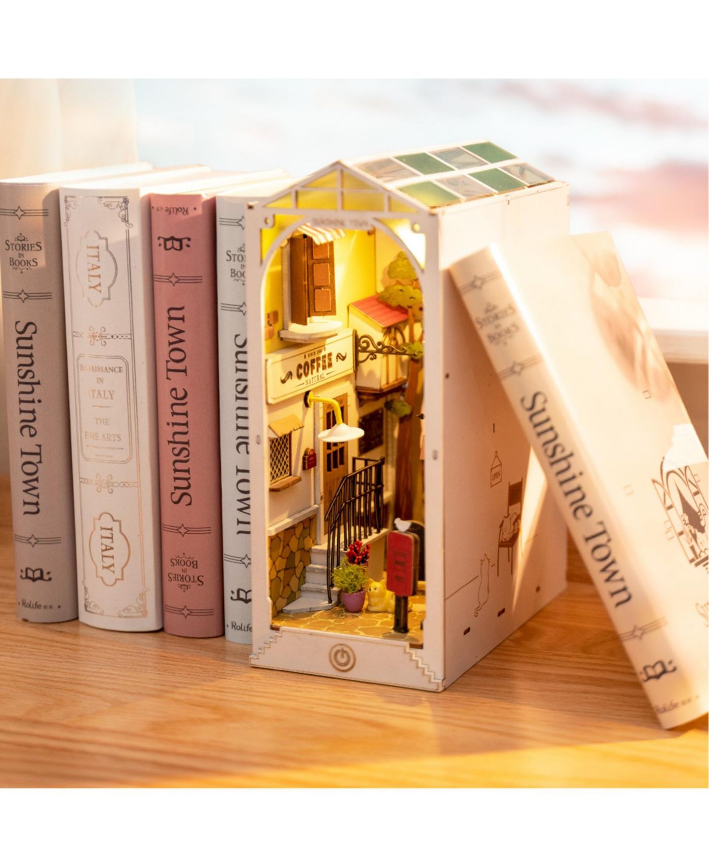Детский пазл Robotime Sunshine Town 3D Wooden Book Nook Puzzle, 246 Pieces, от 14 лет — фото 2