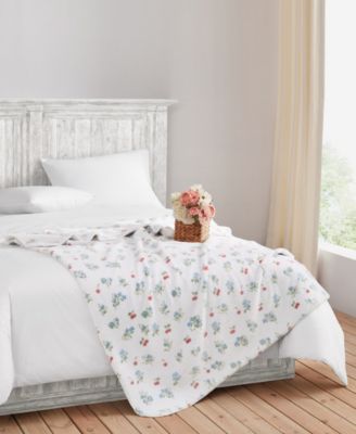 Cherry Hill Throw, 50" x 70"