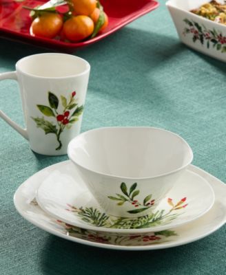 Holly Vines 16-Pc. Dinnerware Set, Service for 4