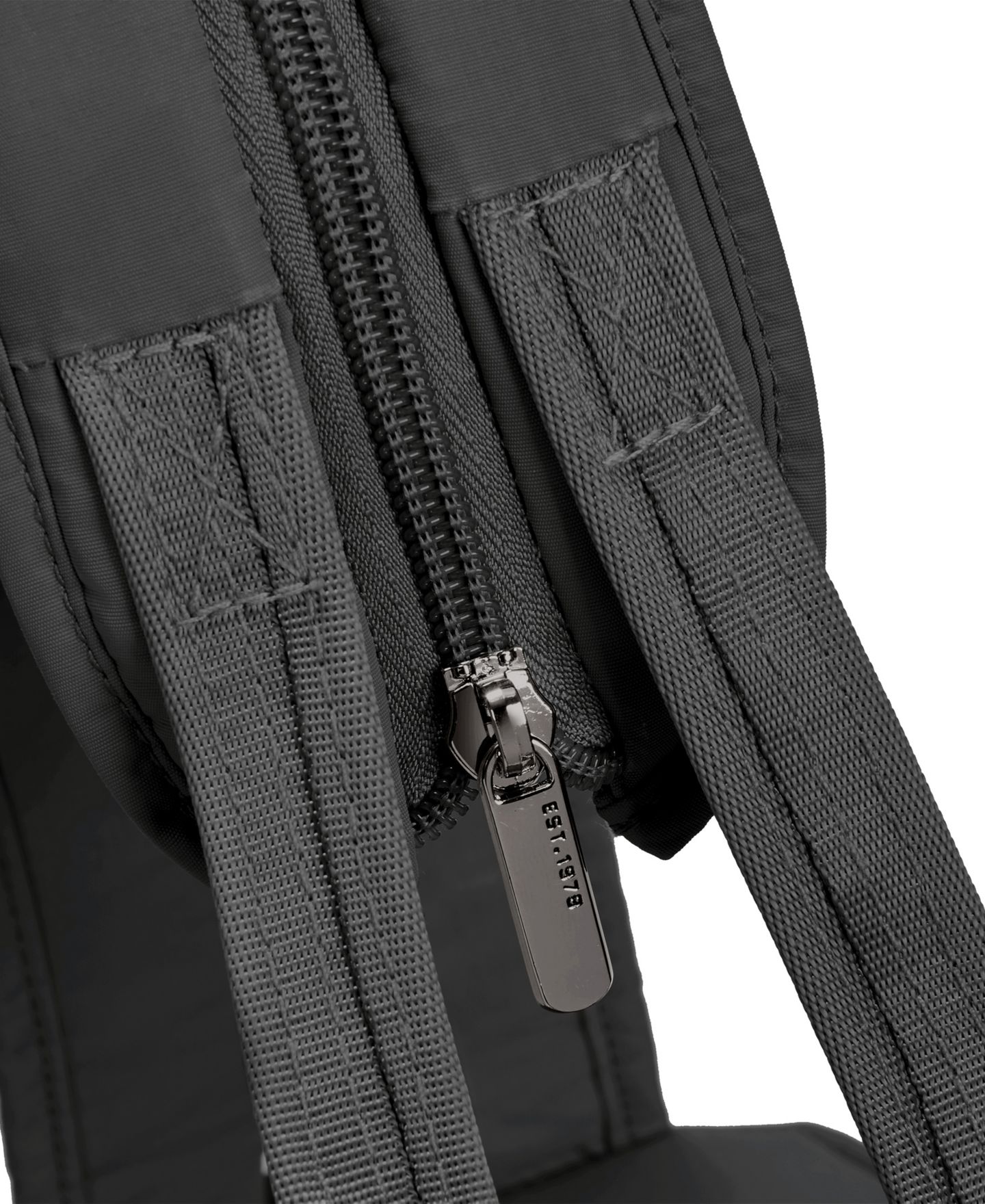 Рюкзак Travelon Anti-Theft Roam Convertible Sling, цвет: Чёрный — фото 5