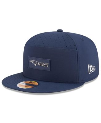 New Era - Men's Navy New England Patriots 2025 Sideline Split Panel 9FIFTY Snapback Hat