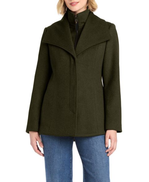 Женские куртки Vince Camuto Short Wool Coat With Fixed Bib