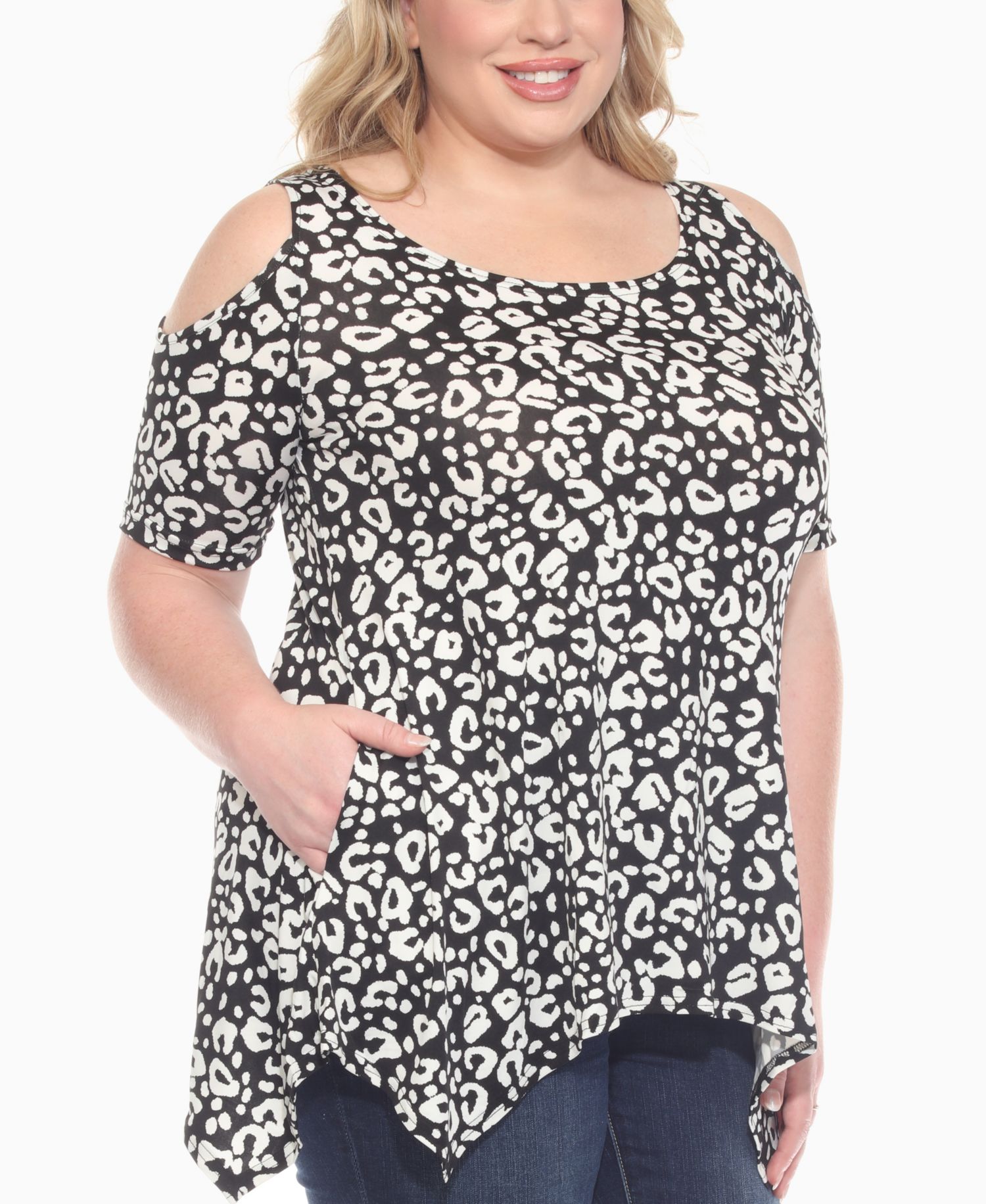 Plus Size Cold Shoulder Leopard Print Short Sleeve Knit Top