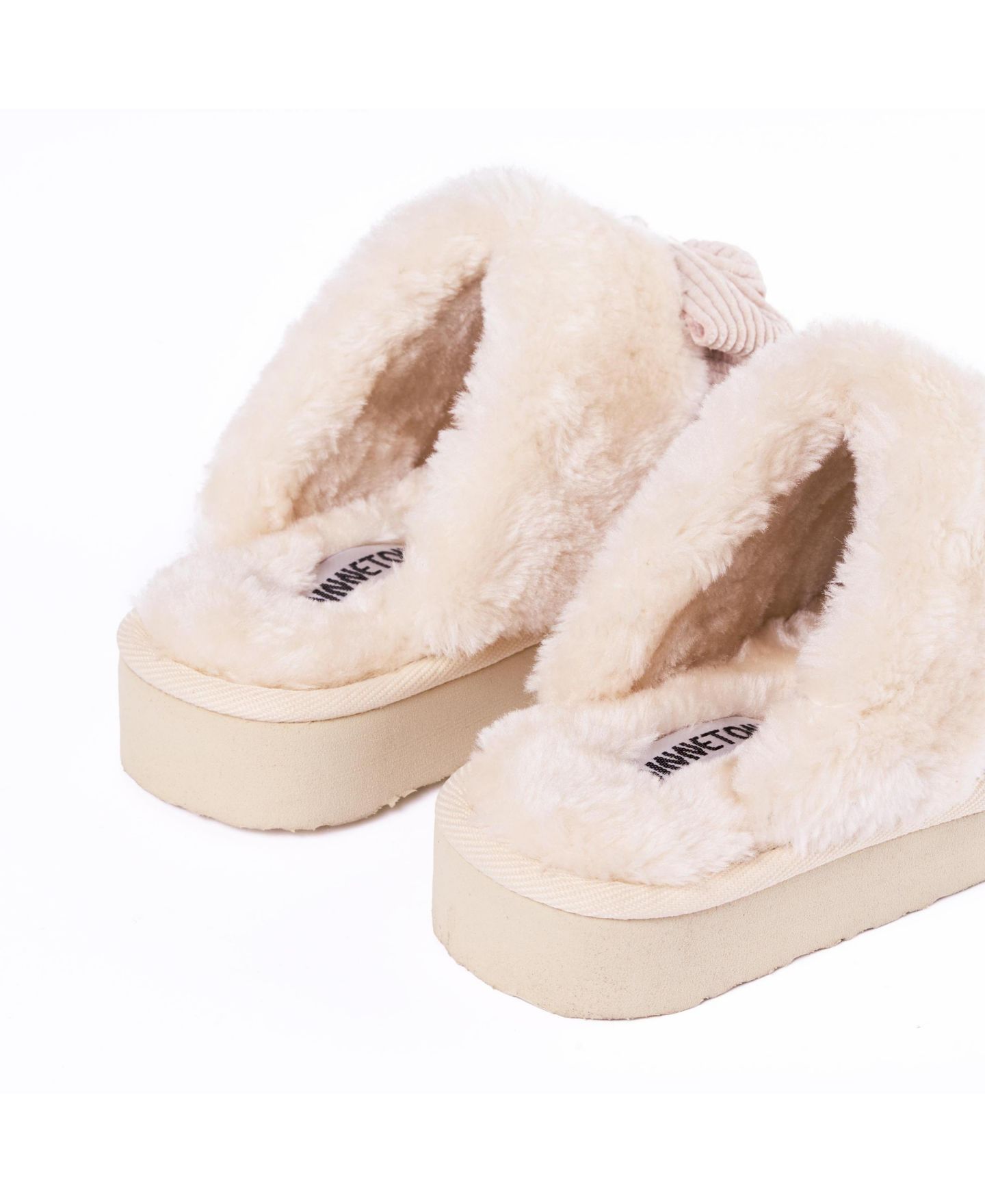 Женские тапочки Minnetonka Bow Scuff Slippers, цвет: Кремовый — фото 5