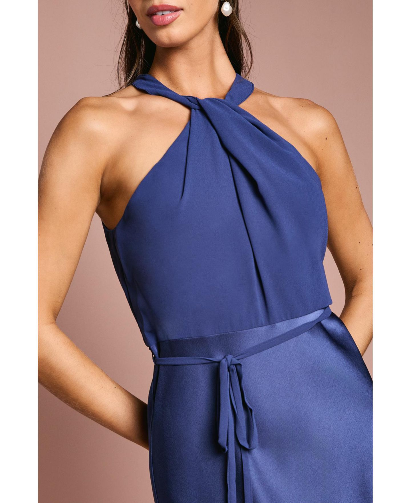 Женское платье Oasis Satin Halter Neck Bridesmaid, цвет: Тёмно-синий — фото 7