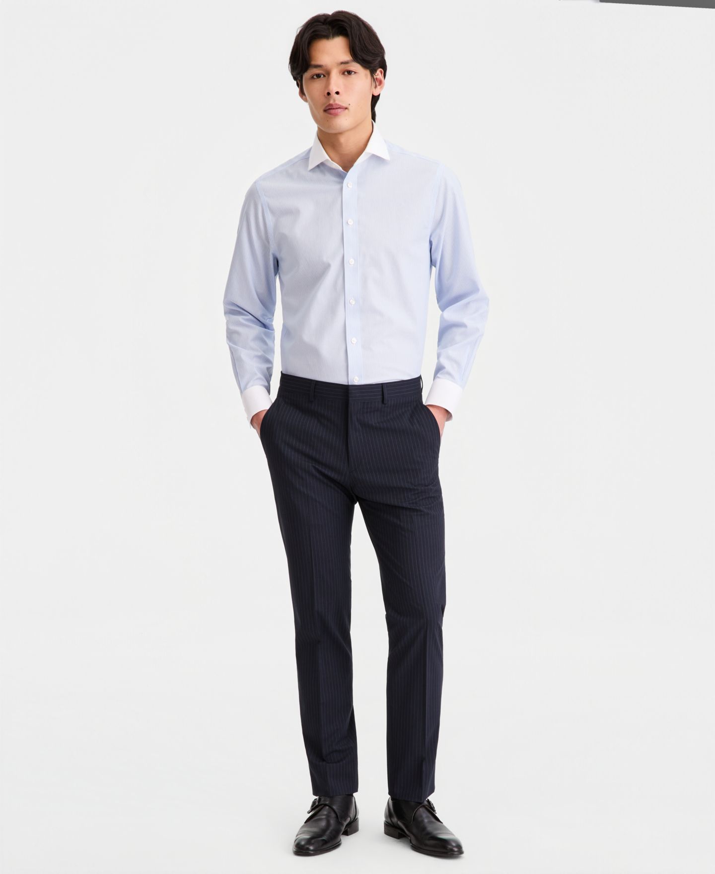 Мужские брюки Kenneth Cole Reaction Slim-Fit Techni-Cole Pinstripe Suit Separate, цвет: Тёмно-синий — фото 1