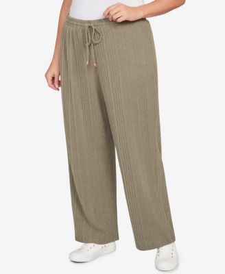 Plus Size Solid Texture Hatchi Pants
