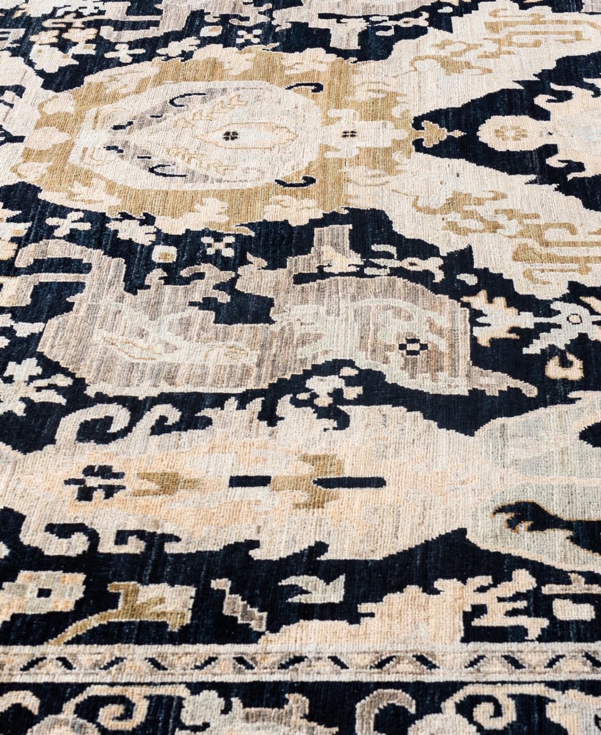 Adorn Hand Woven Rugs Serapi M0103-258 7'11"x9'9" Area Rug In Black