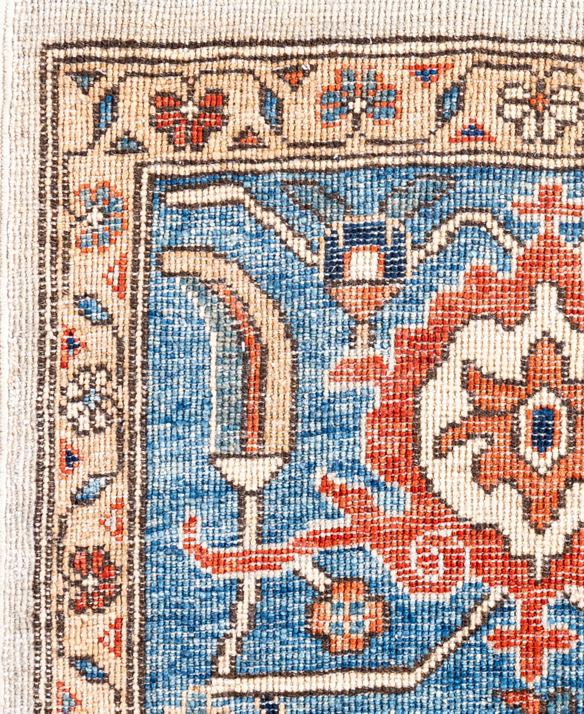 Adorn Hand Woven Rugs Serapi M0103-283 7'10"x9'11" Area Rug In White