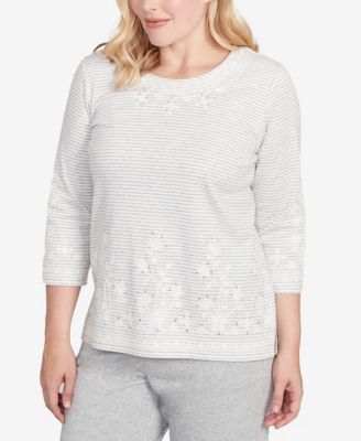 Petite Casual Vibe Embellished Striped Crew Neck Top