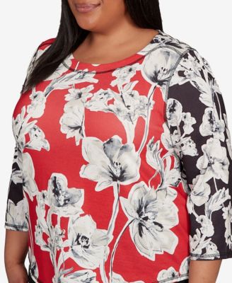 Plus Size Jet Setter Dynamic Floral Vintage Watercolor Top