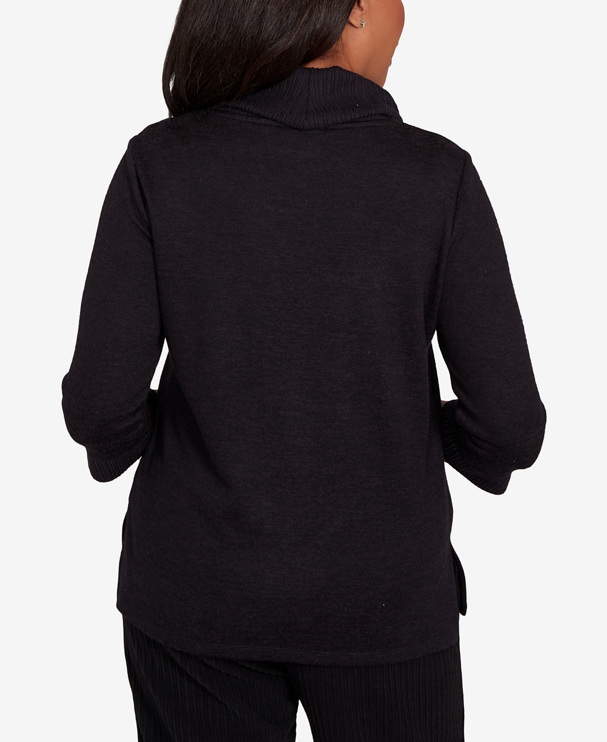 Alfred Dunner Lake Champlain Leaf Embroidered Rib Neck Top In Black