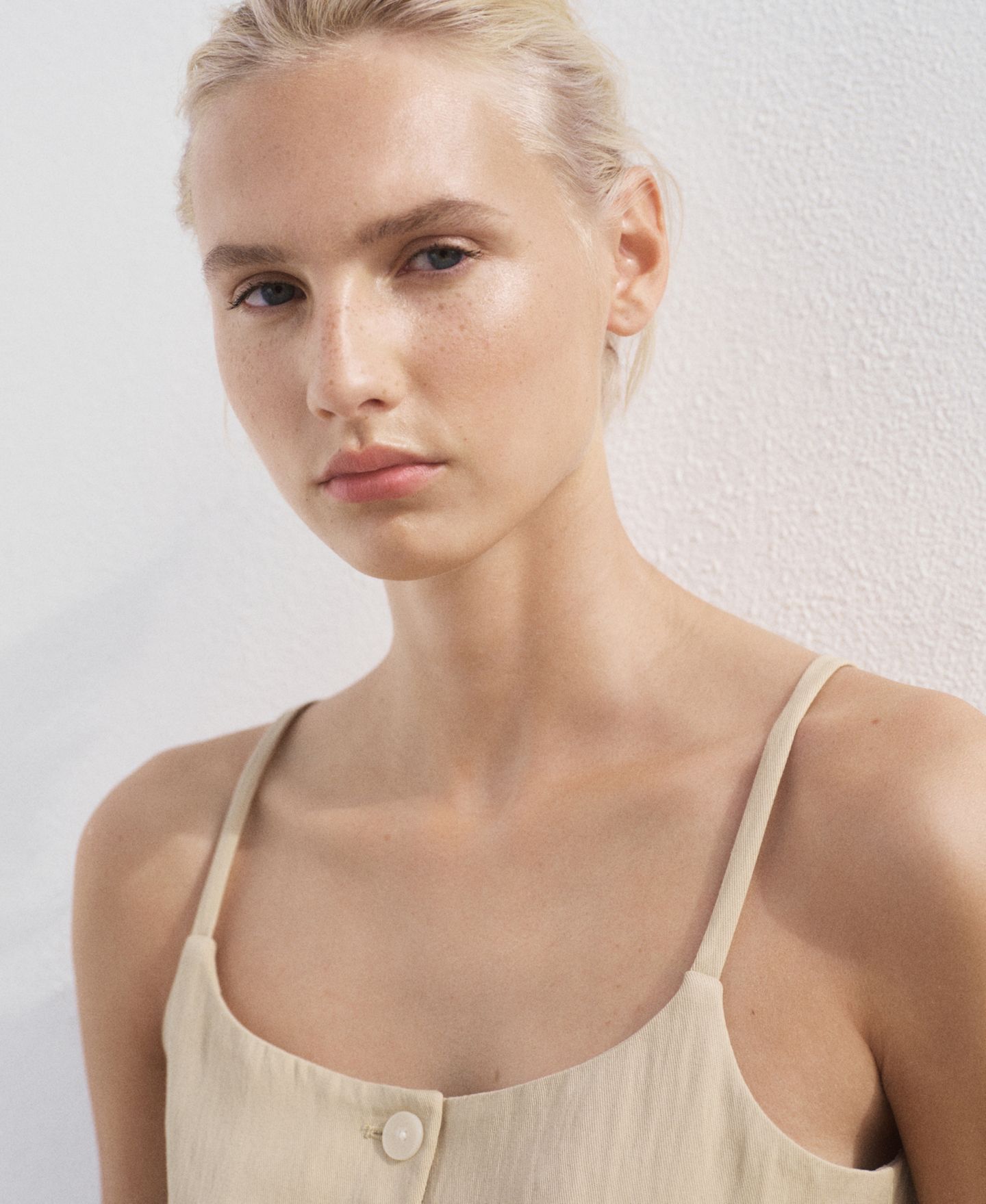 Женский жилет Mango Lyocell Suit Vest, цвет: Бежевый — фото 3