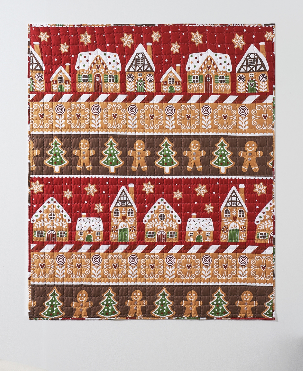 Greenland Home Fashions Gingerbread Lane Novelty Holiday Reversible Throw, 50" X 60" In Red