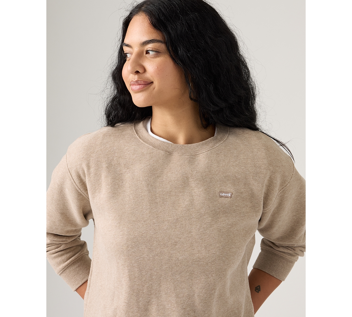 Levi's Women's Everyday Crewneck Sweatshirt In Neutral