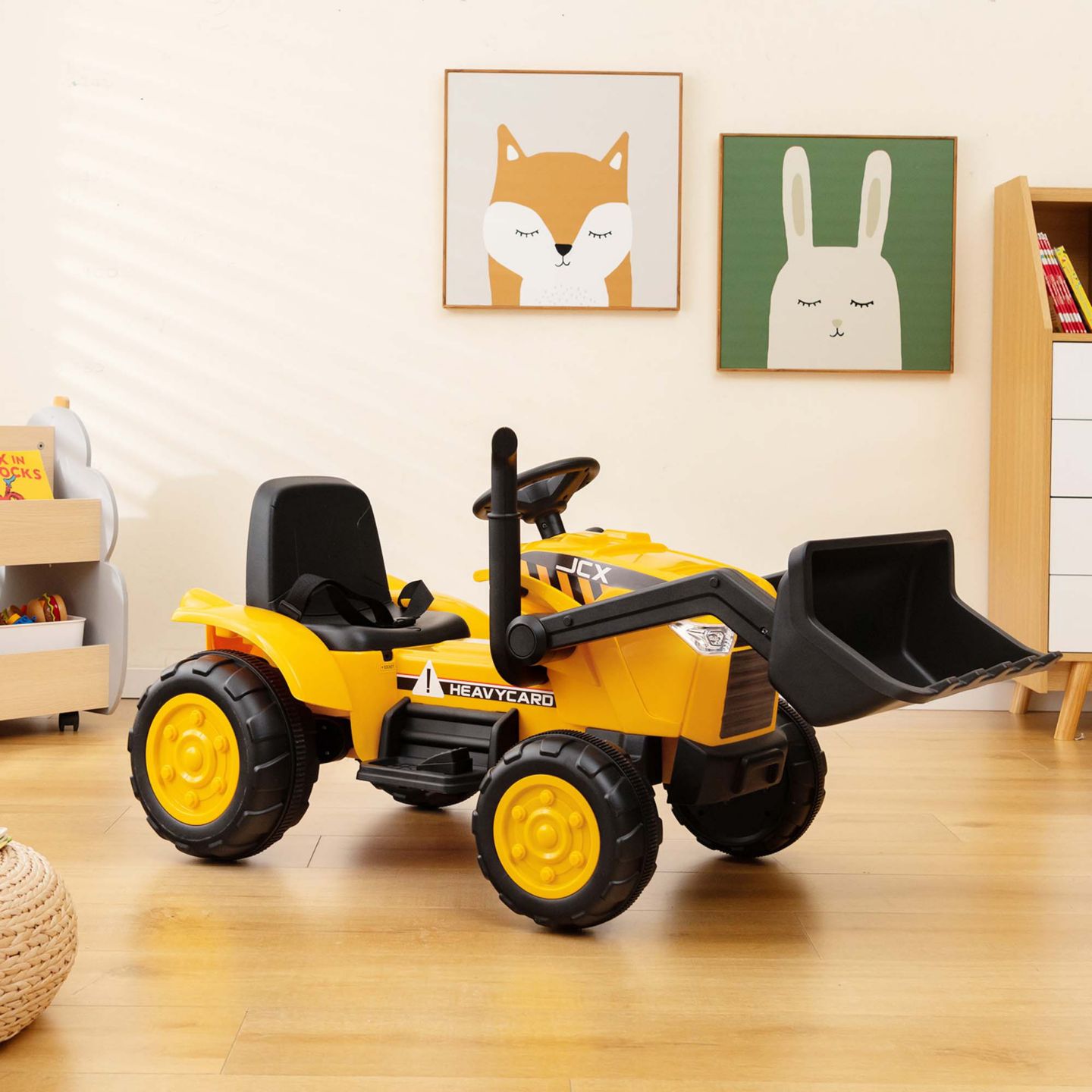 Детская игрушка Costway 12V Remote Control Electric Ride On Excavator, 66 lbs, 3–8 лет, цвет: Жёлтый — фото 3