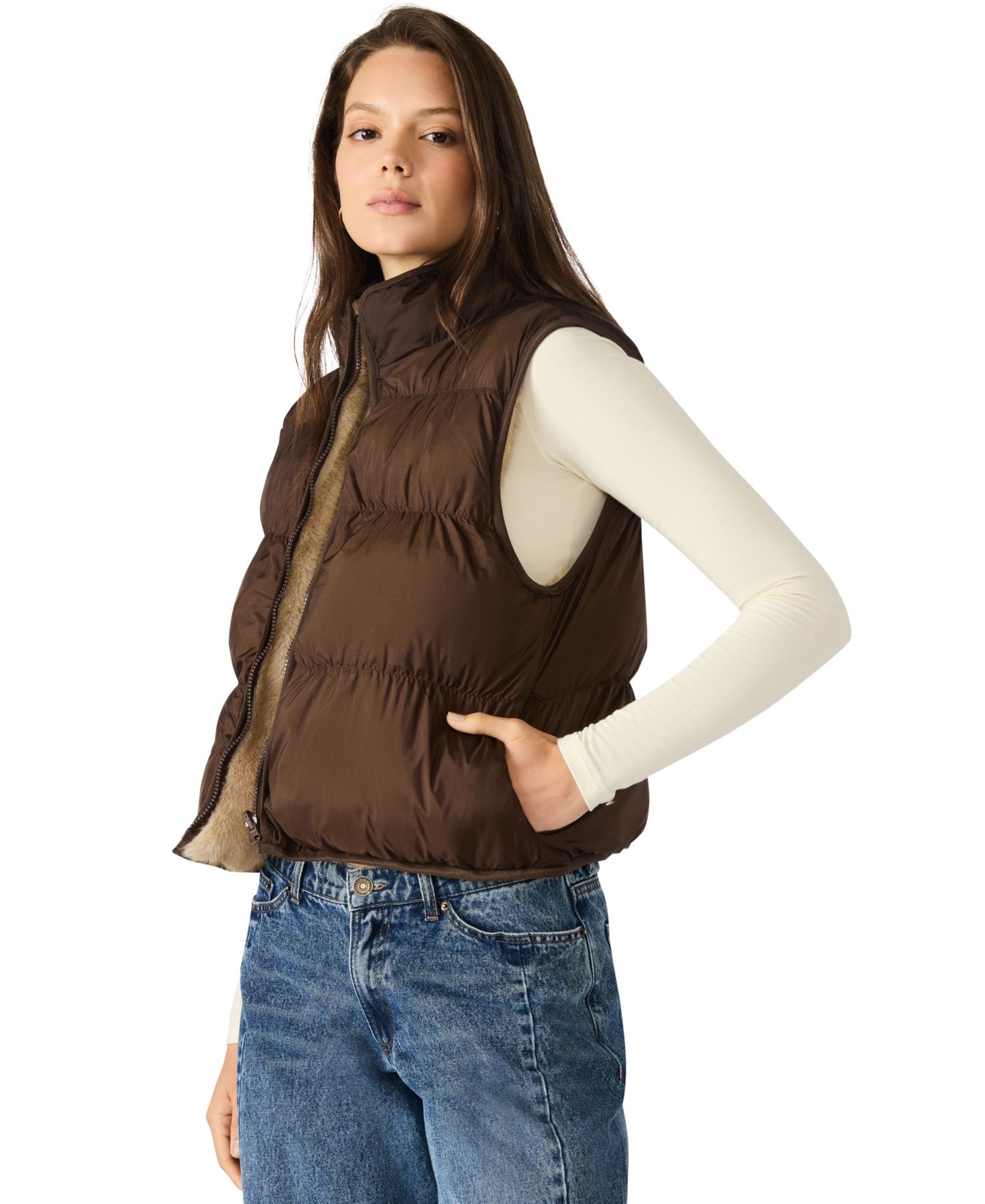 Женский жилет Steve Madden Brady Reversible Puffer Vest, цвет: Оливковый вязаный — фото 7