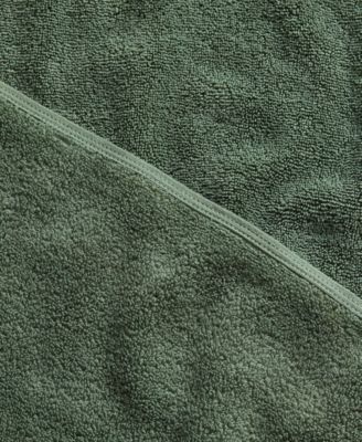 Iconic Cotton Jacquard Bath Towel, 56" x 30"