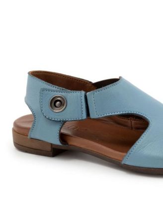 Tessie Sandal