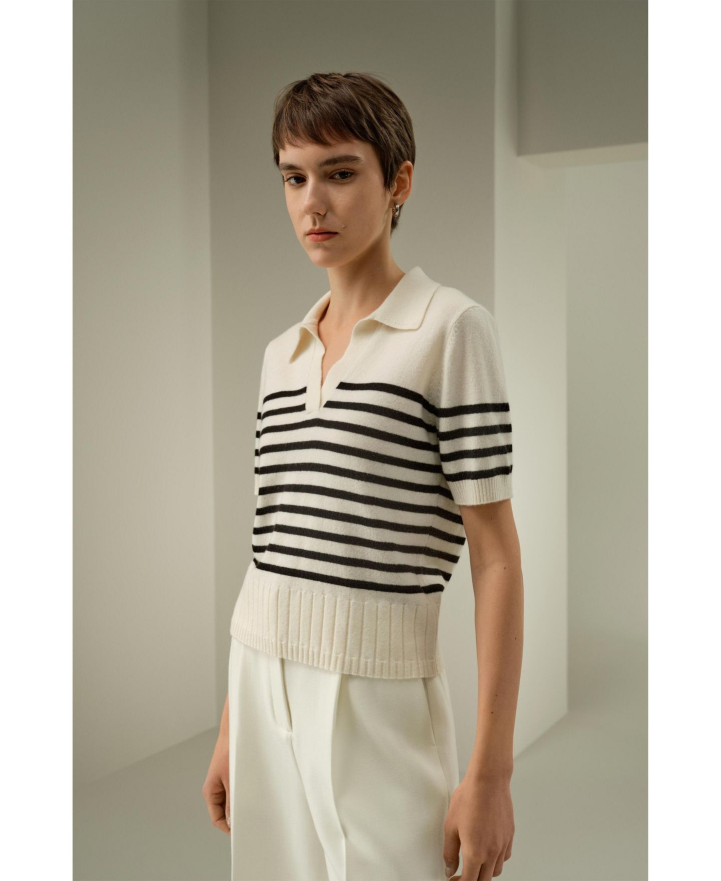 Женский свитер LILYSILK Striped Cashmere Polo Sweater, цвет: Чёрный полосатый — фото 4