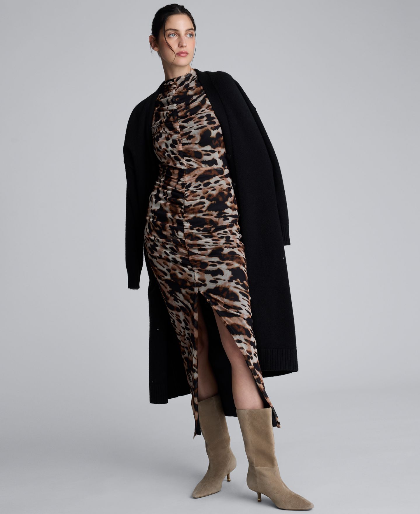 Женская юбка Kenneth Cole Pull-On Front Slit Midi, цвет: Чёрный разноцветный — фото 2