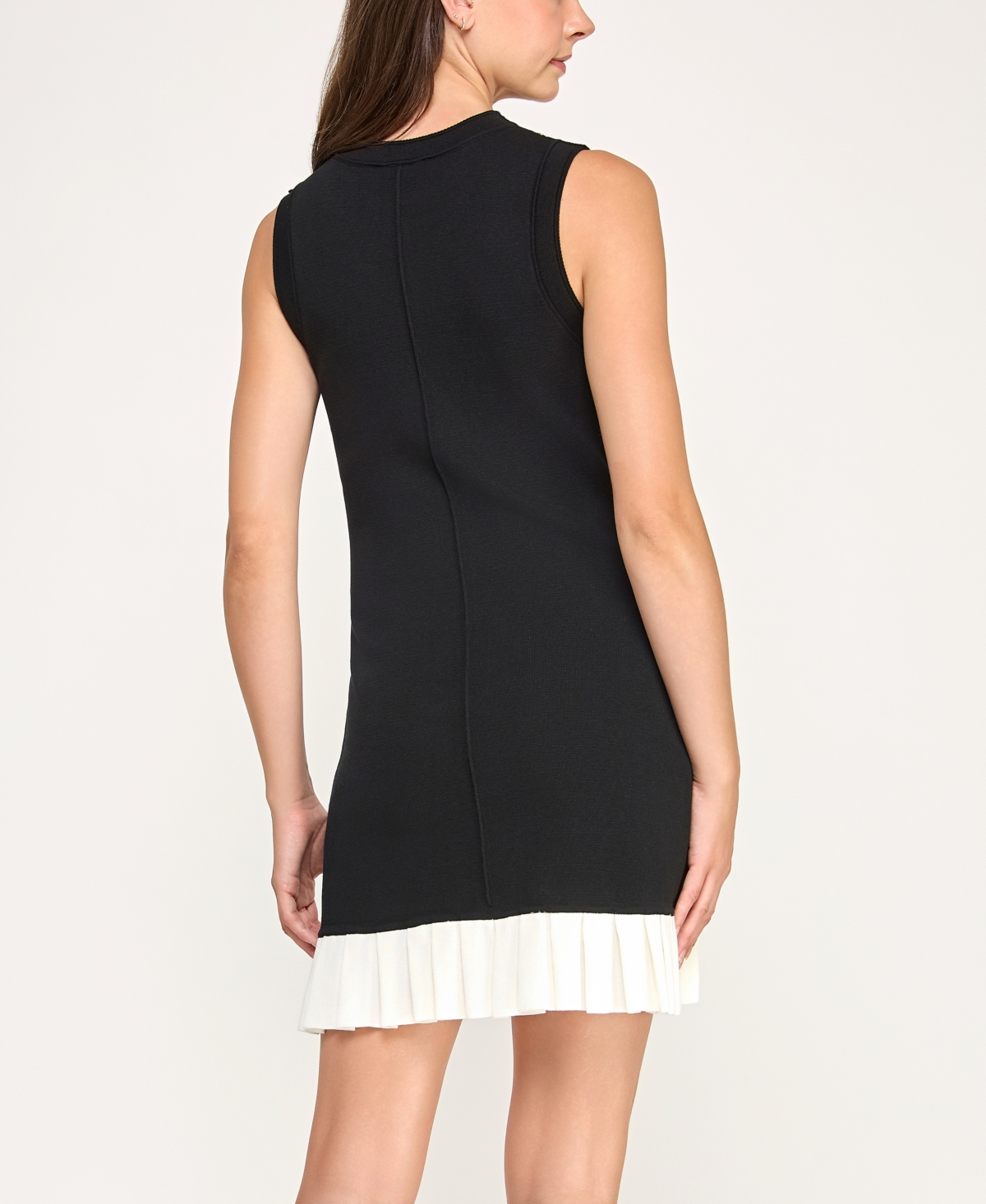 Invitee Juniors' Contrast Pleated Scoop Neck Sweater Dress In Black