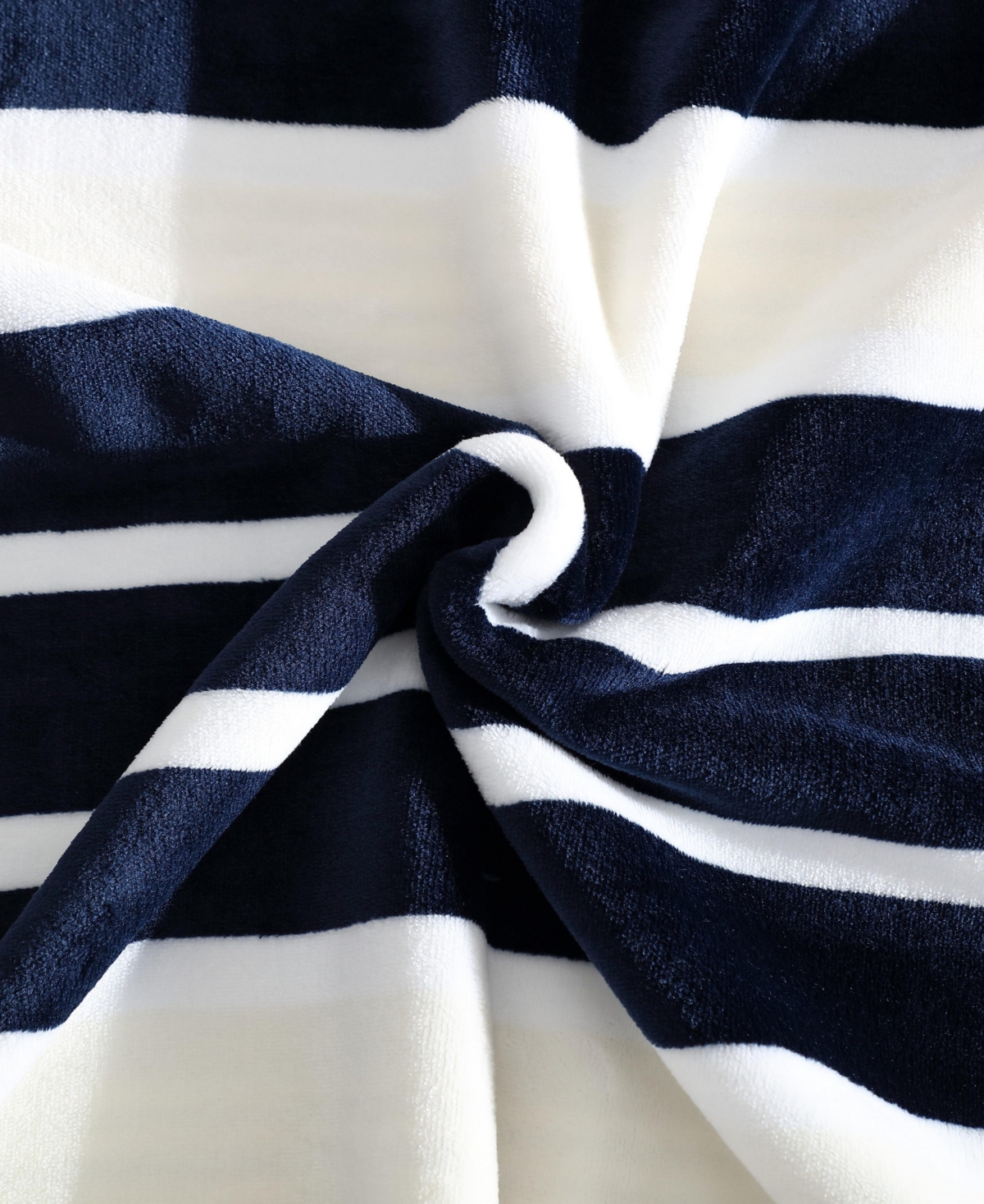 Nautica Printed Reversible Lush Throw, 70" X 50" In Multi