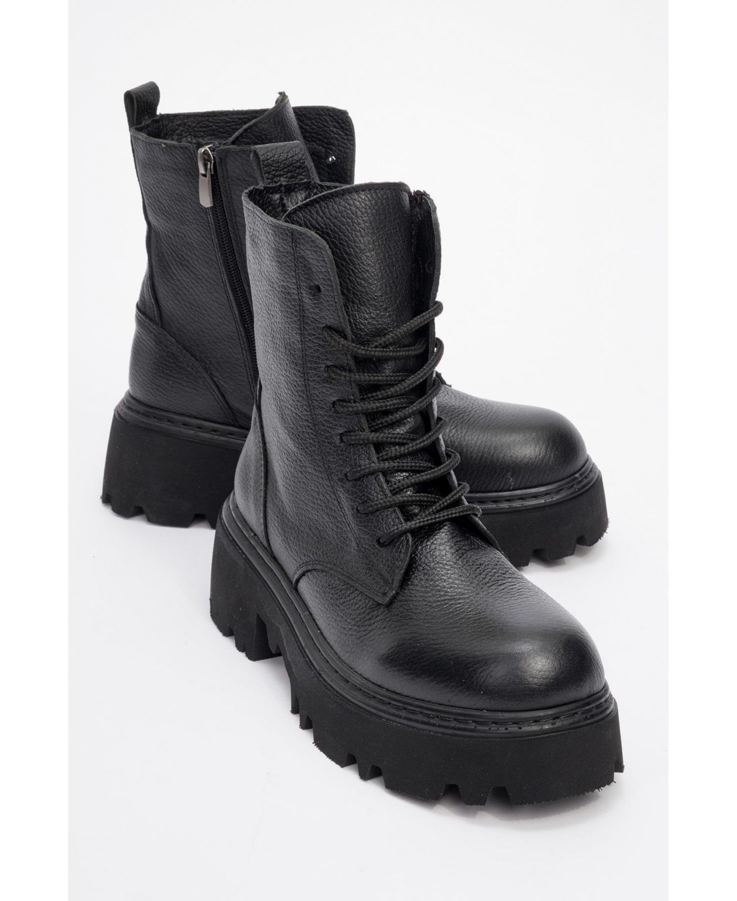 Женские ботинки Forever & Always Shoes Tina Leather Ankle Boot (Women), цвет: Чёрный кожаный — фото 1
