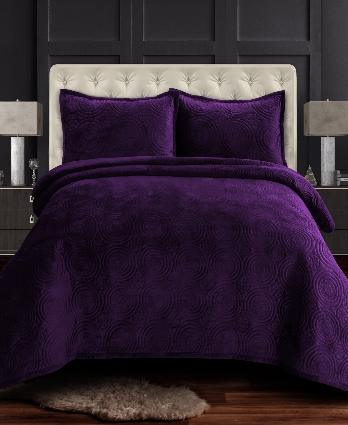 Tribeca Living Capri Medallion Velvet Oversized Solid 3 Piece Quilt Set, King In Purple