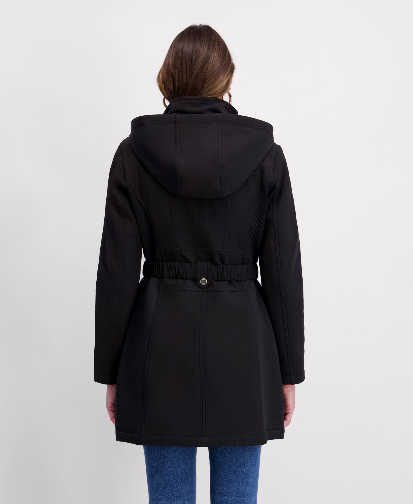 Женские куртки Kensie Hooded, Metal Buckle Belted Softshell with Embossed Panels, цвет: Чёрный — фото 3