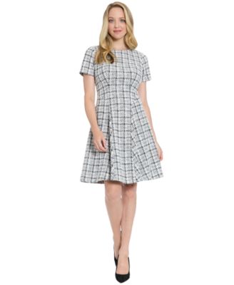 London Times - Petite Short Sleeve Fit and Flare Dress