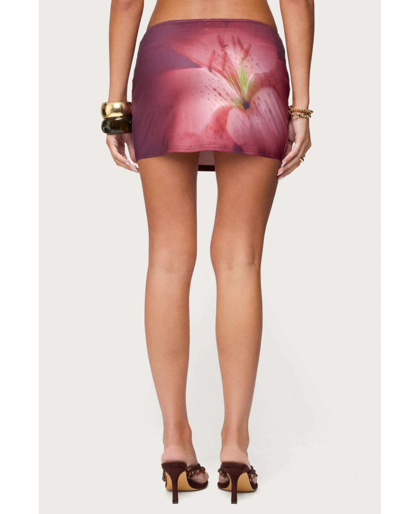 Женская юбка-шорты Edikted Tiger Flower Mini Skort, цвет: Бордовый — фото 2