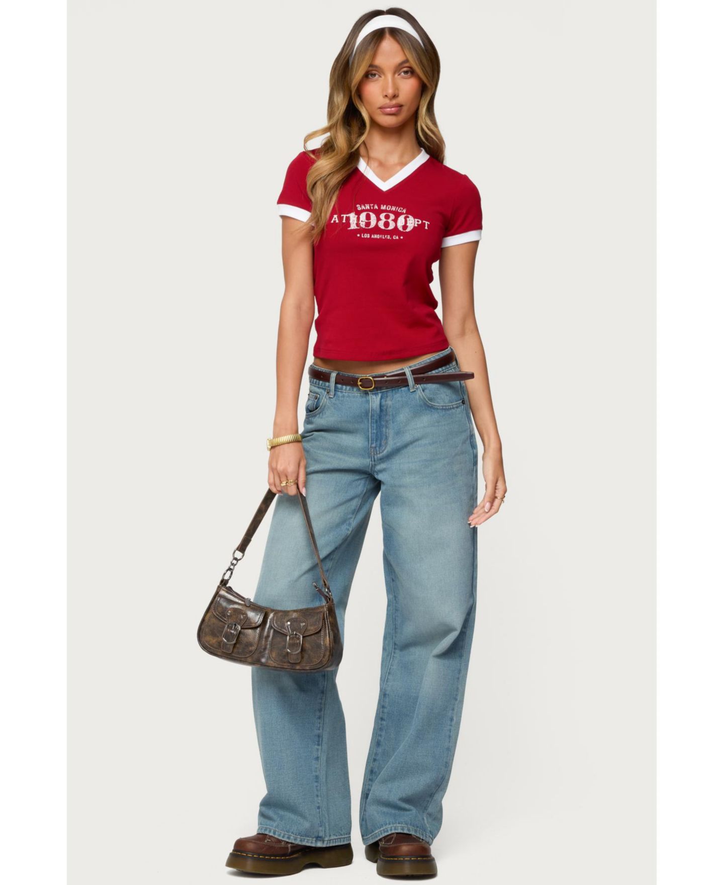 Женская футболка Edikted Santa Monica V Neck, цвет: Красный — фото 5