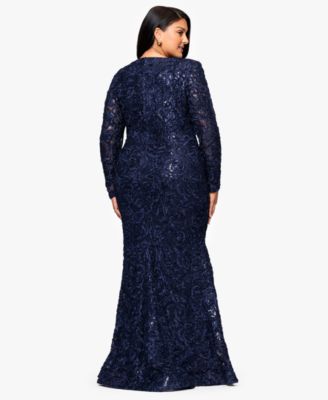 Plus Size Lace Detail V-Neck Ball Gown