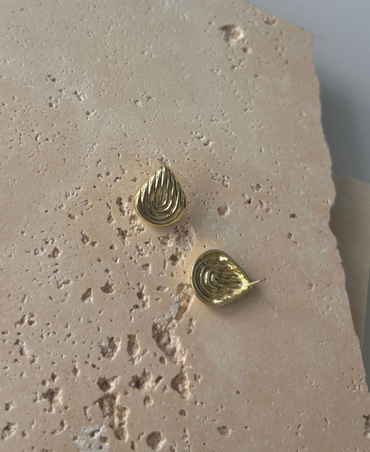 Adornia 14k Gold Plated Deco Stud Earrings In Gold