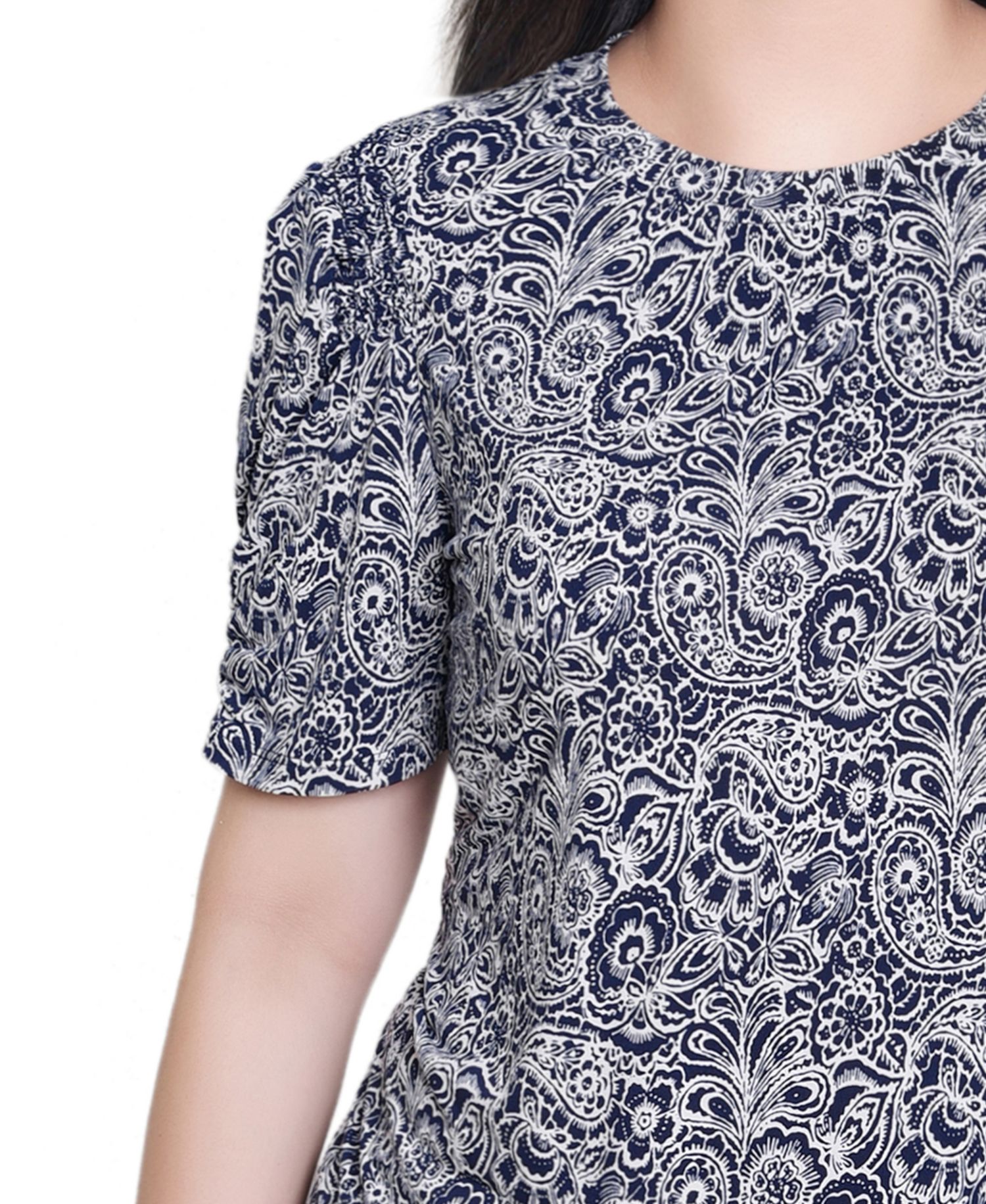 Petite Short Sleeve Scoop Neck Top
