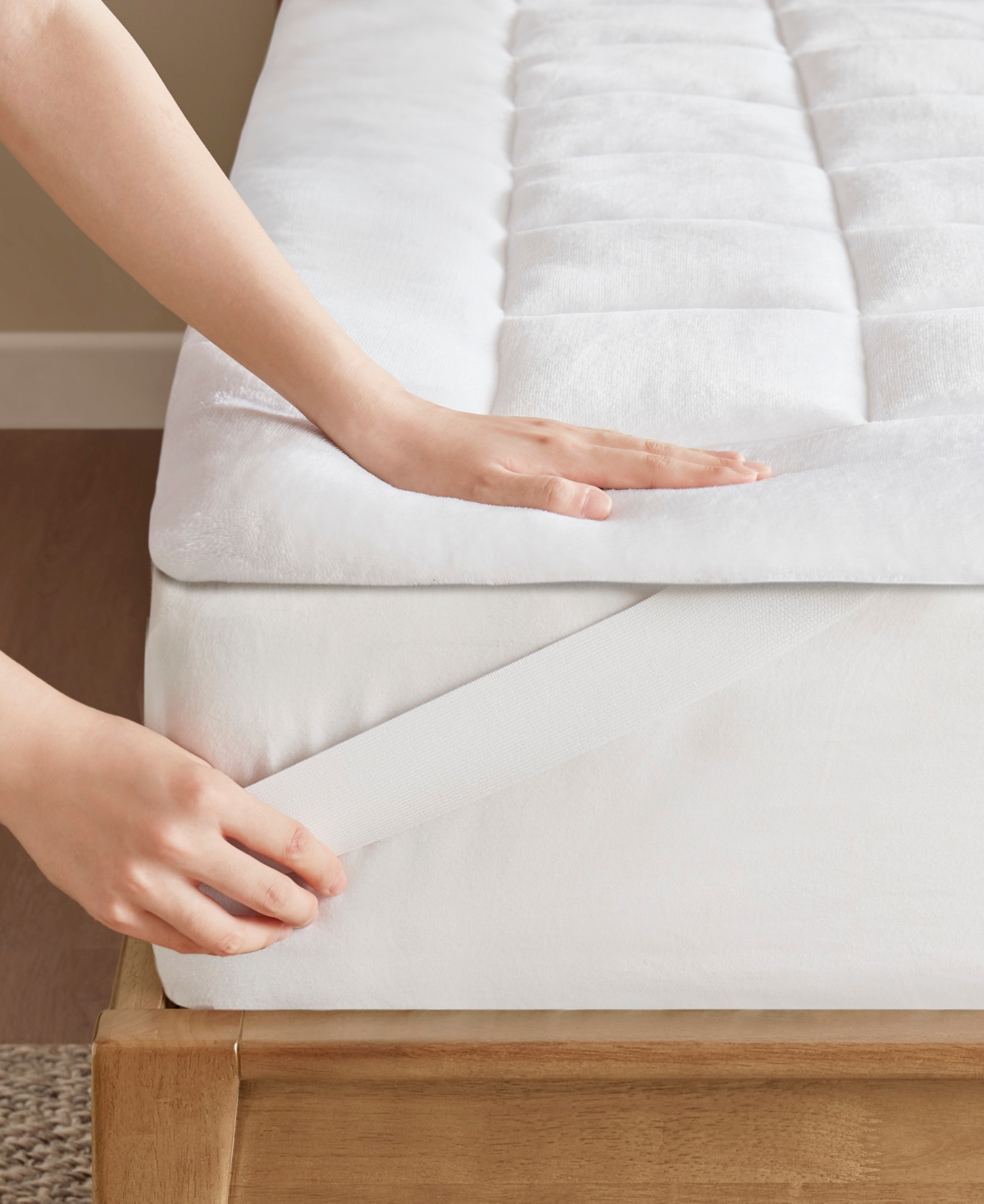 Madison Park Cloud Soft Plush Waterproof Mattress Pad