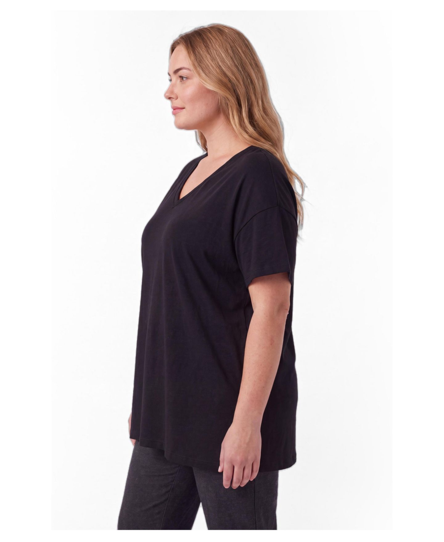 Женские топы Woman Within Plus Size Within Perfect Short-Sleeve V-Neck Tunic Tops, цвет: Чёрный — фото 4