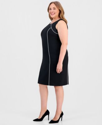 Plus Size Sleeveless Piped-Trim Sheath Dress
