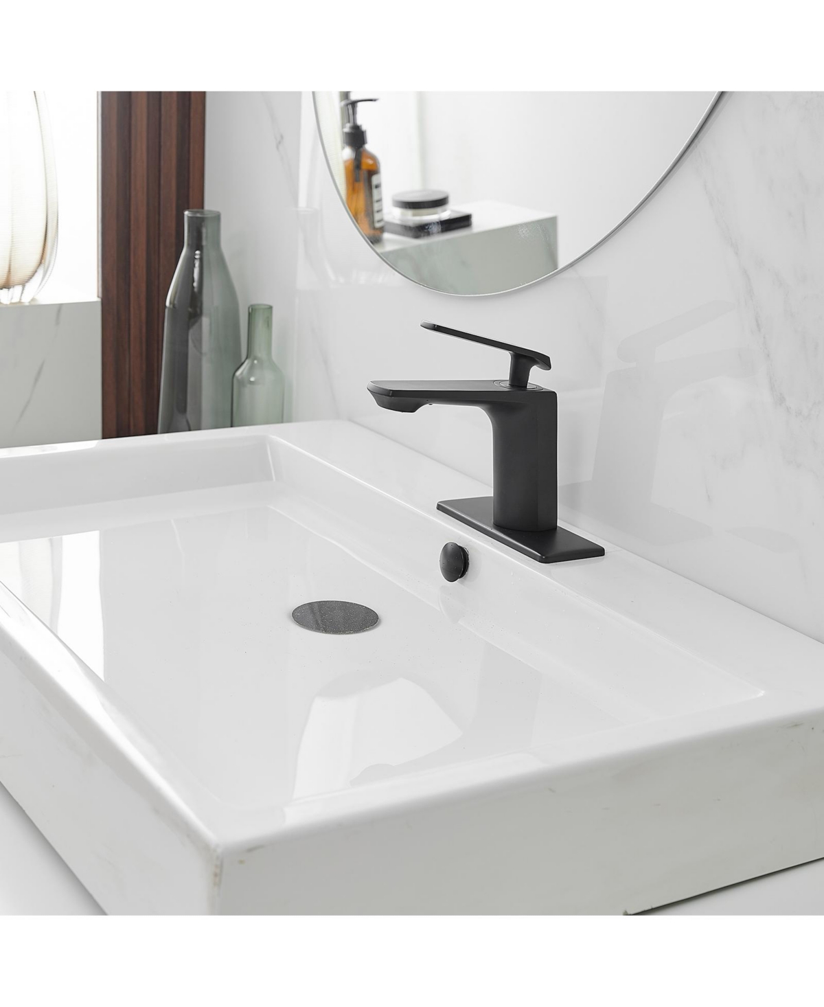 Greenspring Single Hole Single-Handle Bathroom Faucet in Matte Black