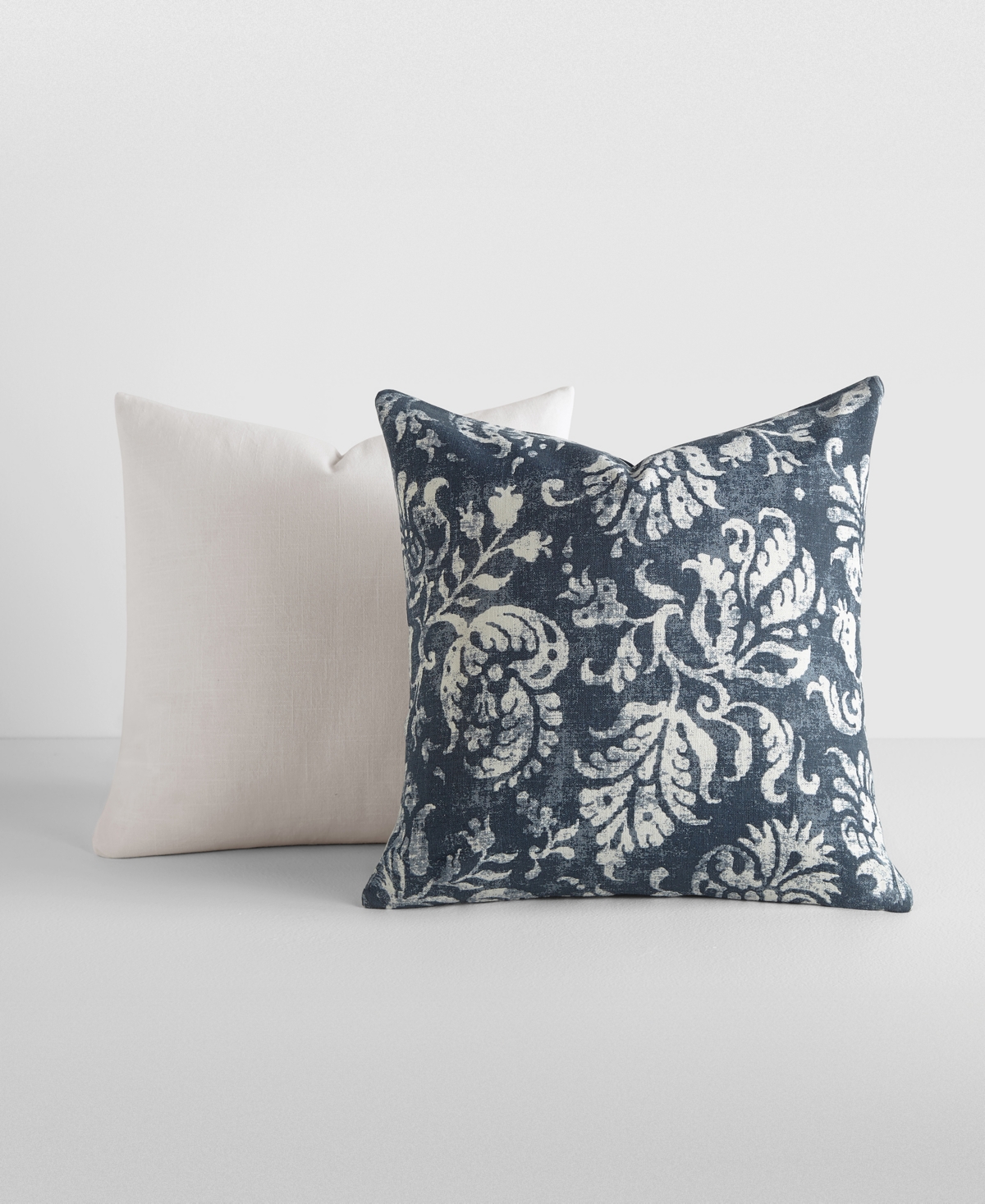 Ienjoy Home Elegant Pattern Decorative Pillow, 20" X 20" In Blue