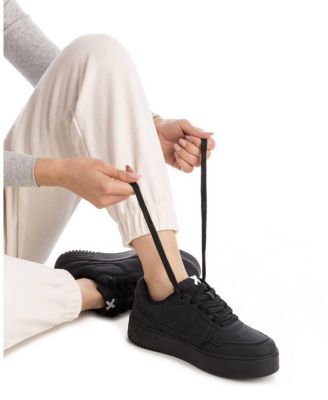 Women's Casual Sneakers By XTI