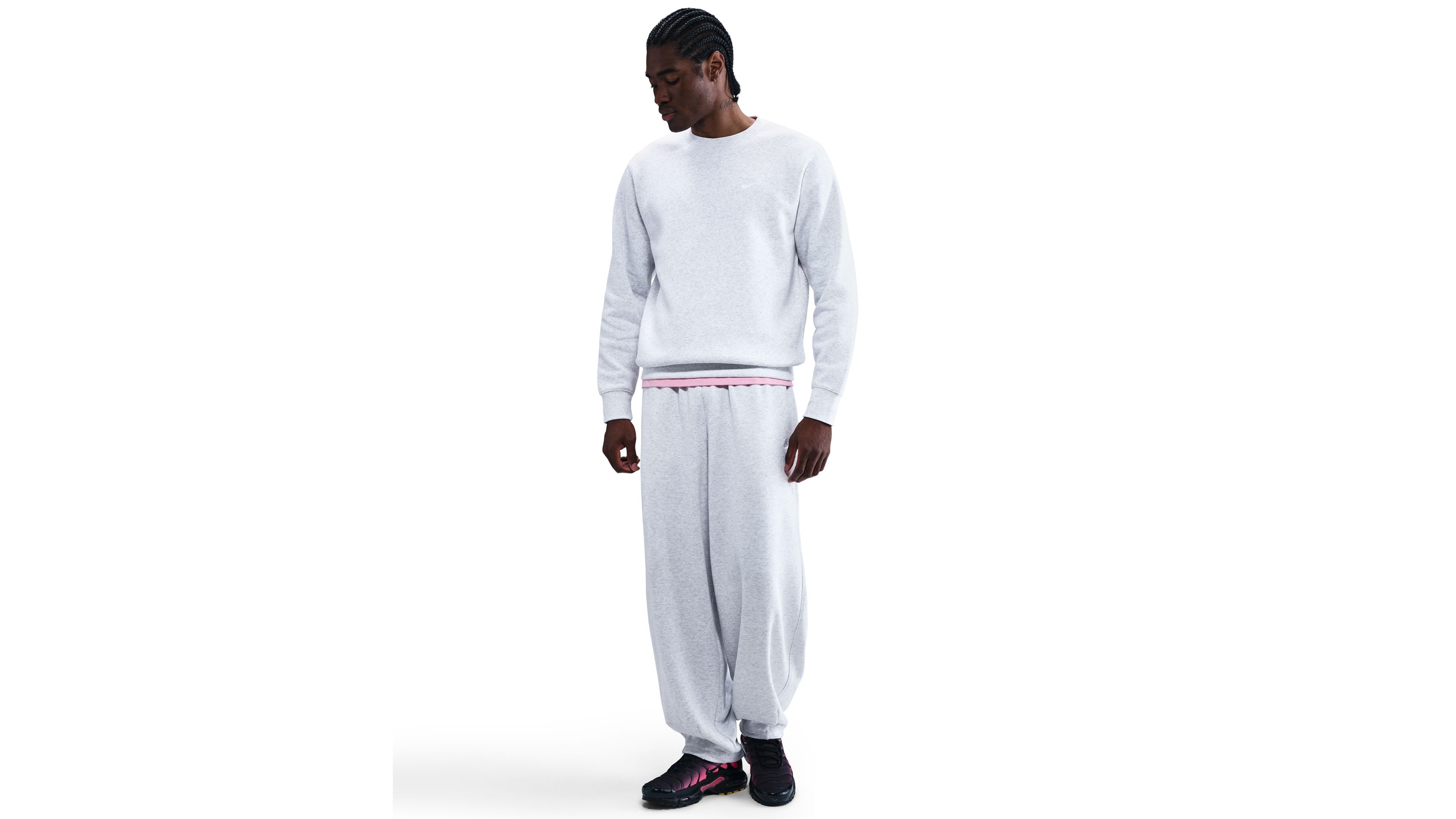 Nike Men's Pullover Fleece Crewneck Logo Sweatshirt