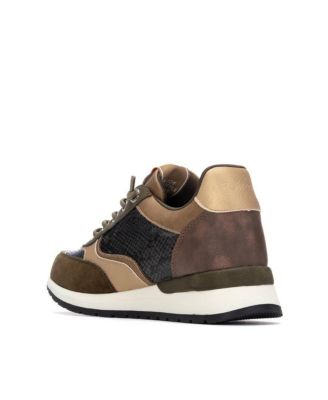 Women's Casual Sneakers Refresh Collection By XTI