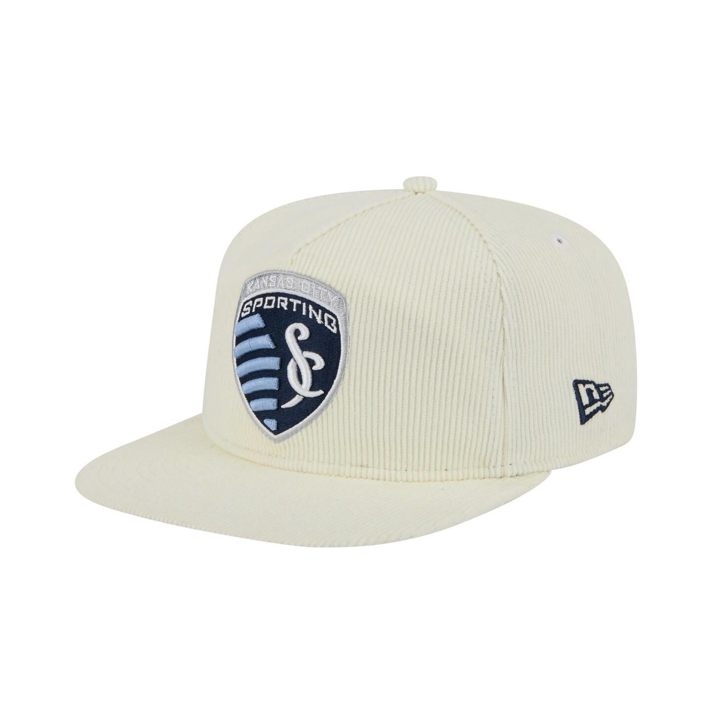 Мужская кепка New Era Cream Sporting Kansas City 2025 Kickoff Snapback Golfer Hat — фото 1