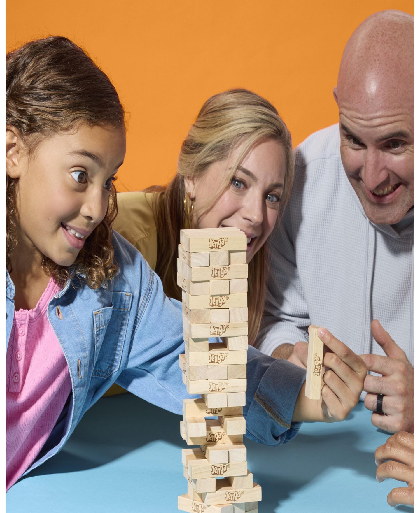 Детские настольные игры Hasbro Gaming Jenga Classic 54-Piece Board Game, Ages 6+, цвет: Разноцветный — фото 3