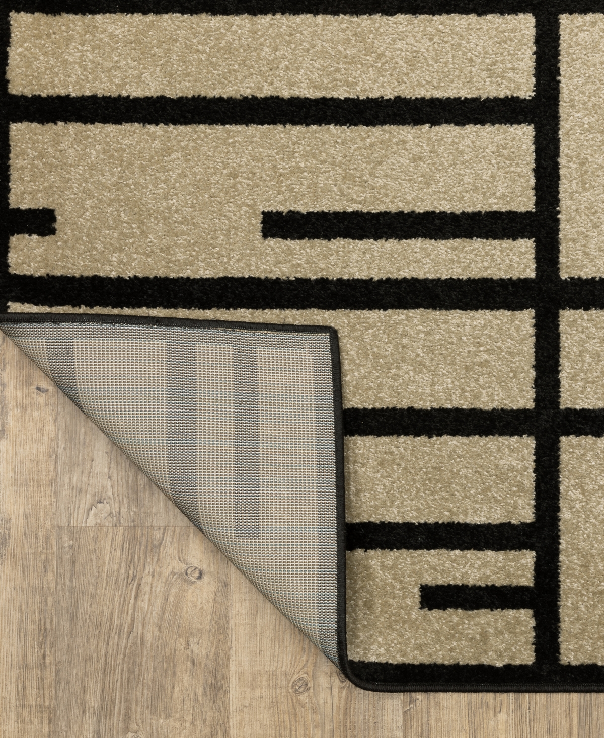 Oriental Weavers Quinn Qui03 5' X 8' Area Rug In Sand